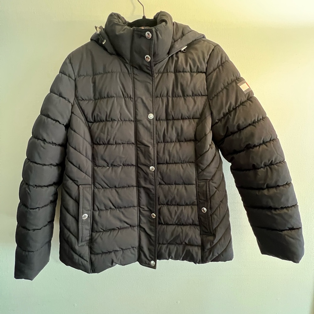 NWOT Tommy Hilfiger Women's Hooded Ribbed-Collar PufferJacket